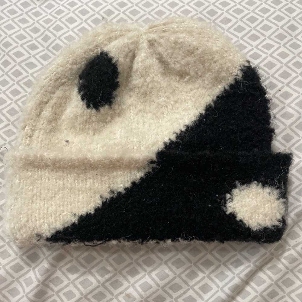 Urban Outfitters Ying Yang Beanie
